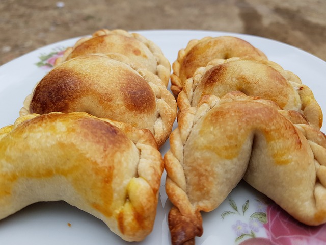 Empanadas veganas rellenas de queso vegano. Recetas veganas.